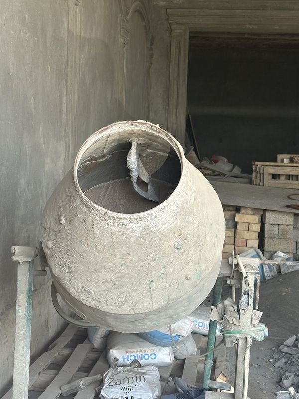 Betonmishalka sotiladi kubi 0.35 220 kwda ishlaydi Betonmishalka sotiladi kubi 0.35 220 kwda ishlaydi