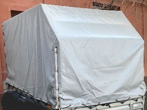 Tent qarqazi bilan sotiladi