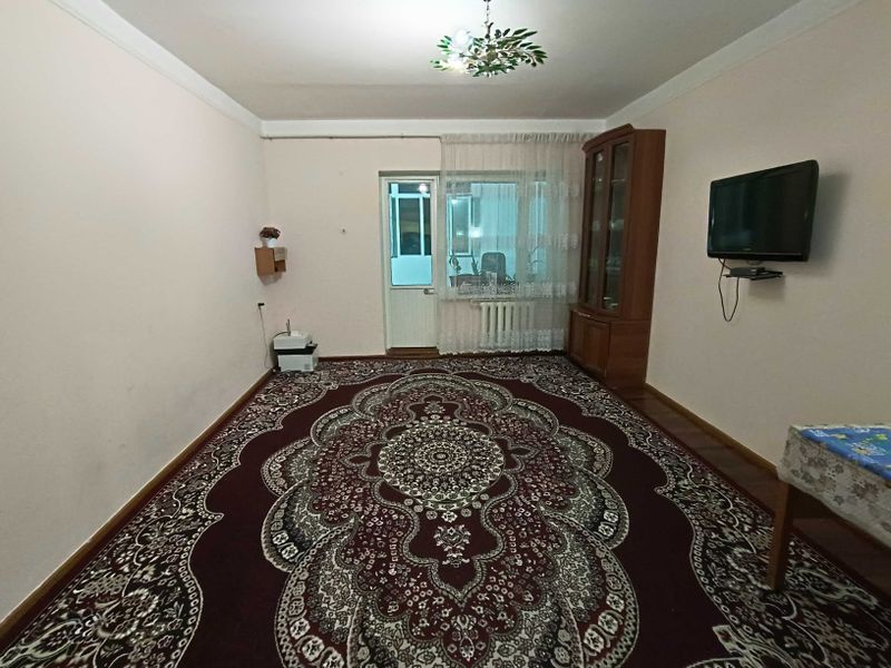 Сдается квартира в аренду для студентов 4х-ком. 120м2 Сдается квартира в аренду для студентов 4х-ком. 120м2