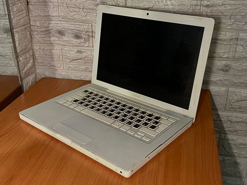 Обменяю MacBook На кукол Обменяю MacBook На кукол
