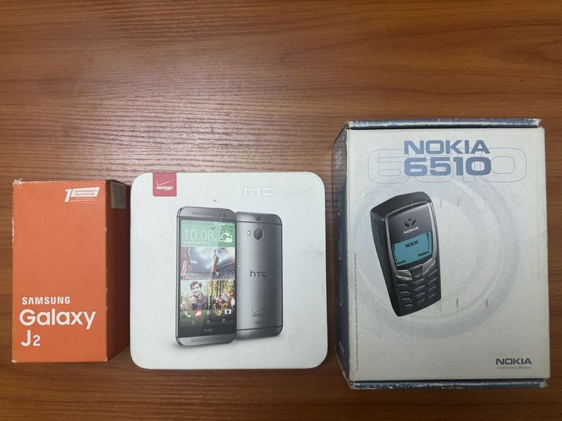 Коробка от телефона Nokia 6510, НТС М8, Galaxy J2 Коробка от телефона Nokia 6510, НТС М8, Galaxy J2