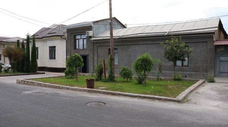 Uchastka sotiladi