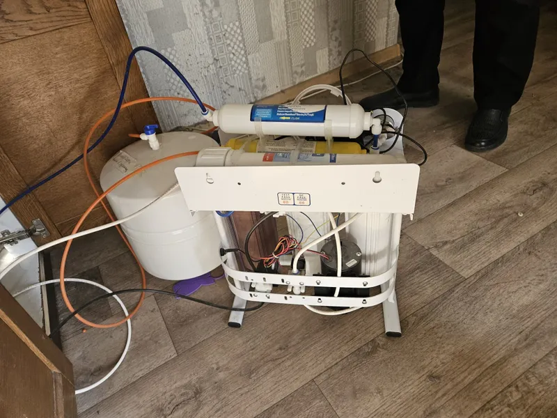 Сув фильтр сотилади ишлаши холати зур