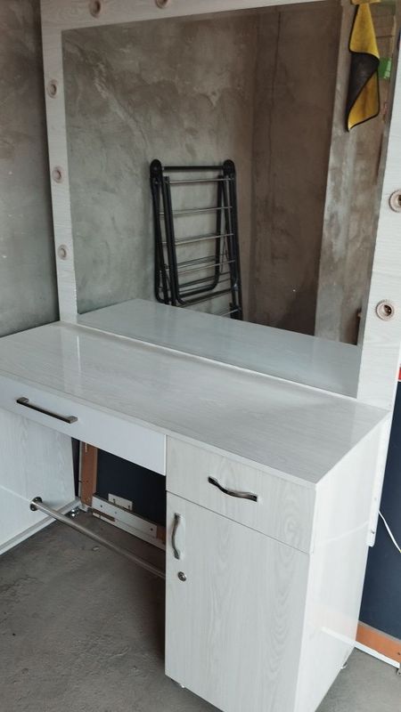 Salon uchun mebel Salon uchun mebel