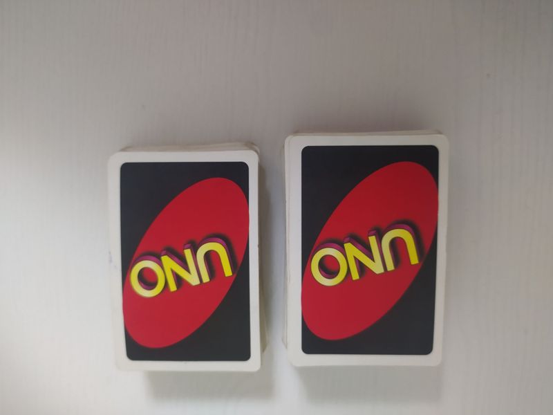 Uno sotiladi kupchilik bilan uynashga zur