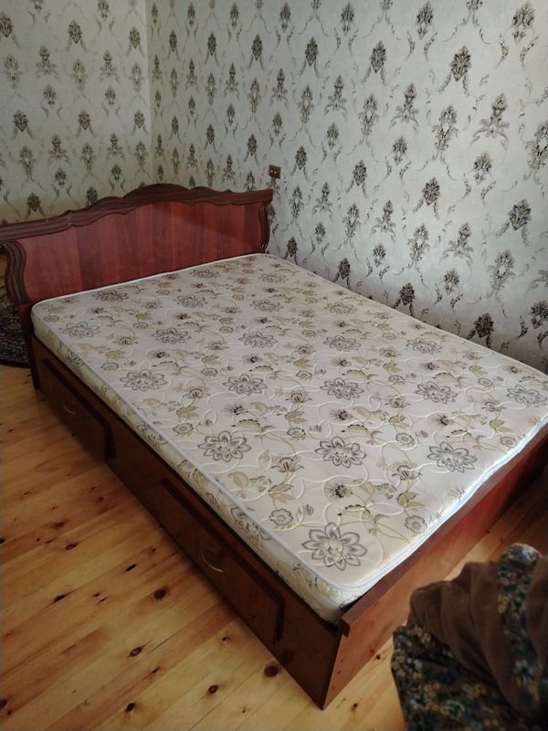 Двуспальная кровать. Ташкент. Завод