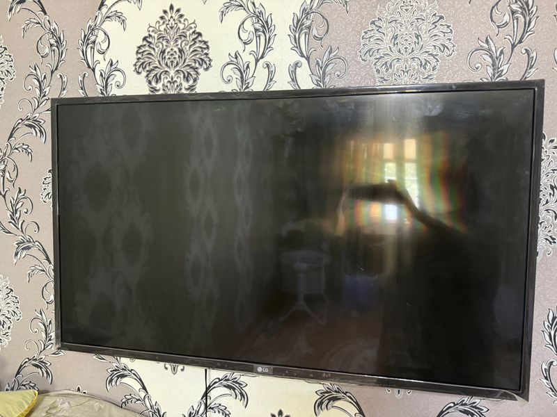 Телевизор LG 42 Телевизор LG 42