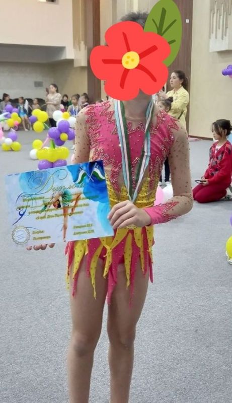 Костюм для гимнастике