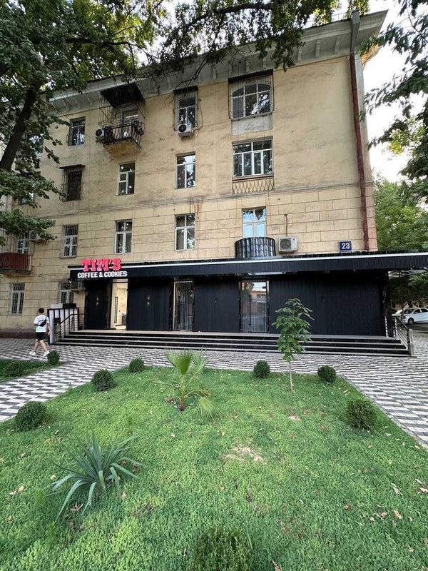 Продается нежилое 104м2 с арендатором 4800$ Продается нежилое 104м2 с арендатором 4800$