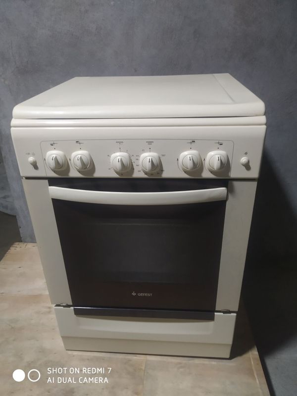 Gefest gaz plita sotiladi Gefest gaz plita sotiladi