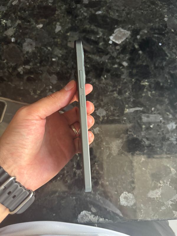 Tel sotiladi realme c61