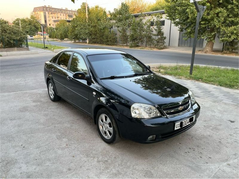 Lacetti 1.8 qora chevrolet Lacetti 1.8 qora chevrolet