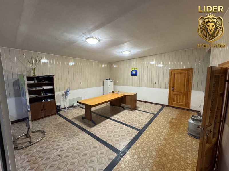 Срочно продается коммерческий помещение 140м2 Орр:Стрый цум Срочно продается коммерческий помещение 140м2 Орр:Стрый цум