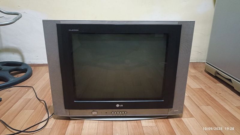 LG tv FX5RG - th LG tv FX5RG - th