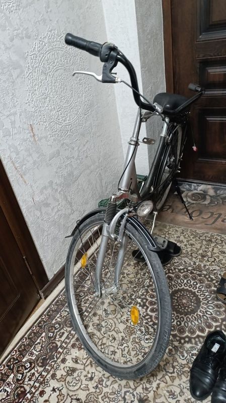 Velosiped skorostli yaxshi holatda Velosiped skorostli yaxshi holatda