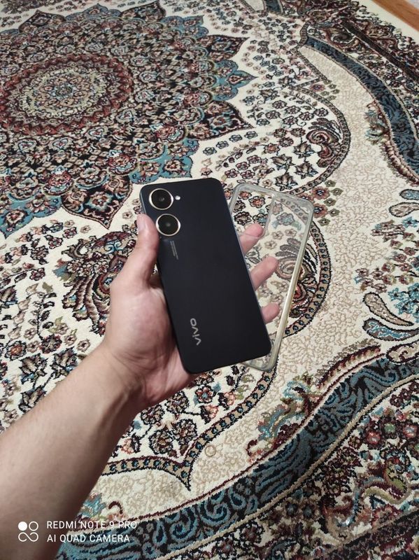 Vivo Y03 128gb holati yahshi garantiyasi bor Vivo Y03 128gb holati yahshi garantiyasi bor