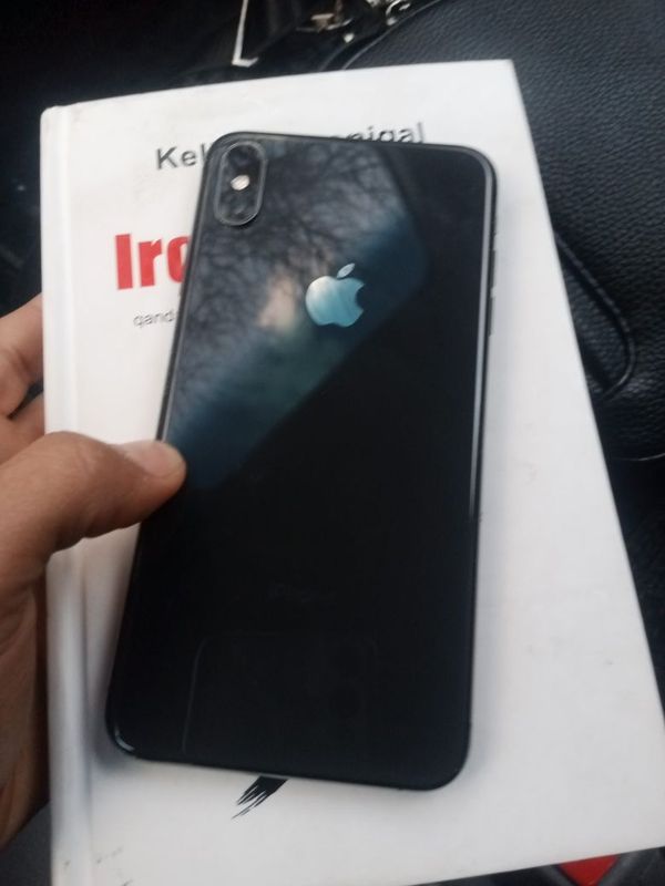 Iphone Xs max ideal