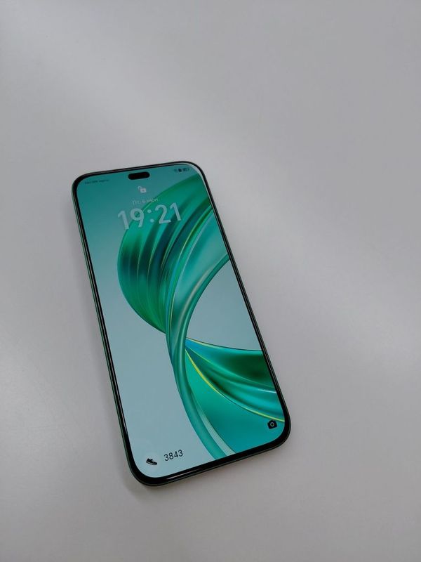 Продам Honor X8b 8/256 Продам Honor X8b 8/256
