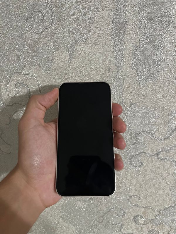 iPhone 13mini sotiladi