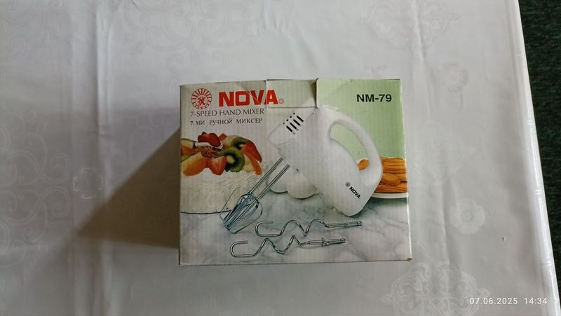Продаю миксер с насадками. Продаю миксер с насадками.