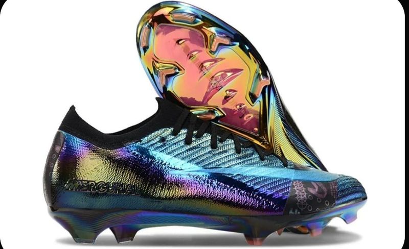 Стильные бутсы Nike, размер 36.5-37