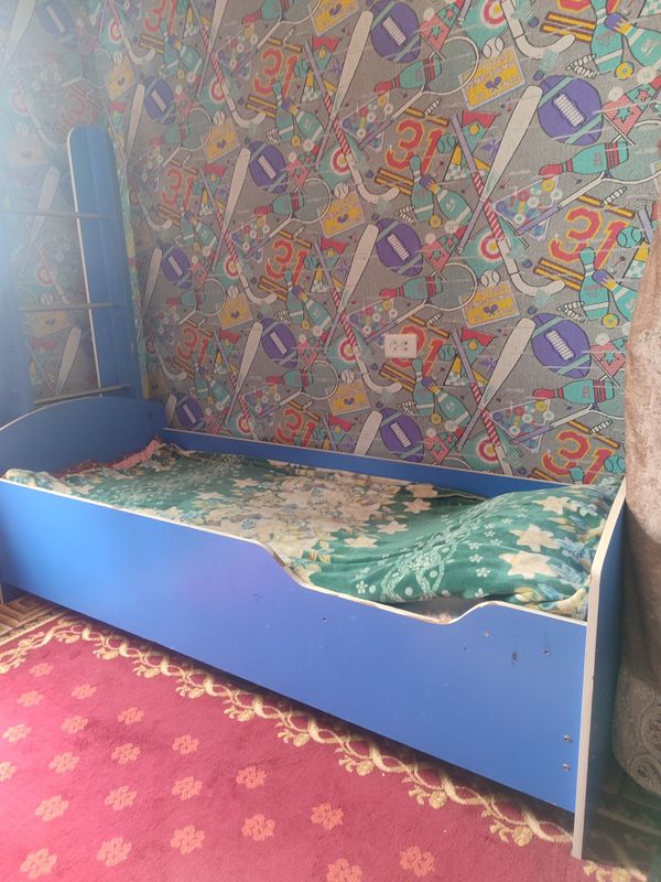 Продам детскую подрасковый кравть