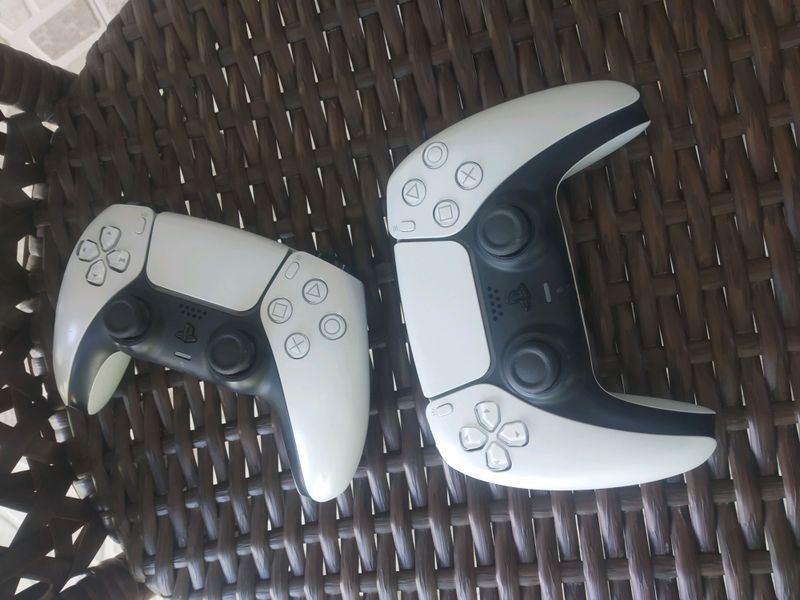 pls5 original 2 ta joystick sotiladi