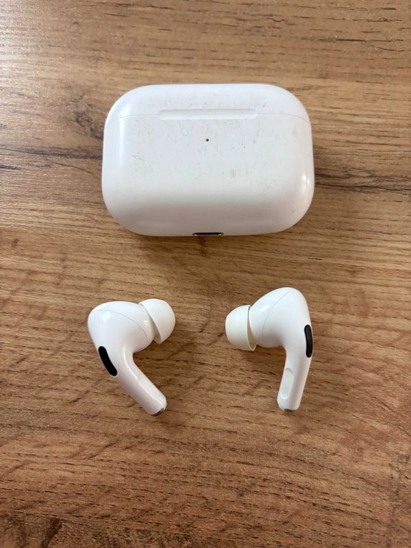 Apple Airpods Pro Apple Airpods Pro