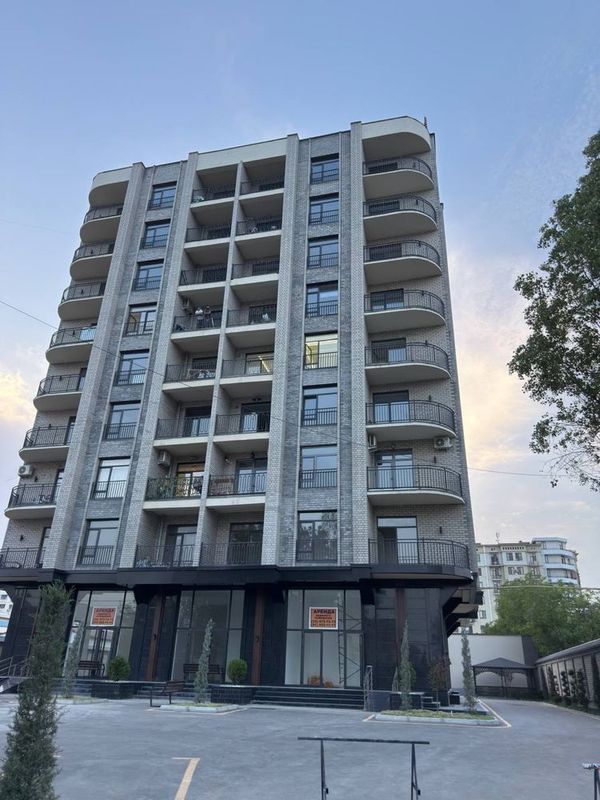 Srochra sotiladi 60 m2 uy Yangi dom Srochra sotiladi 60 m2 uy Yangi dom