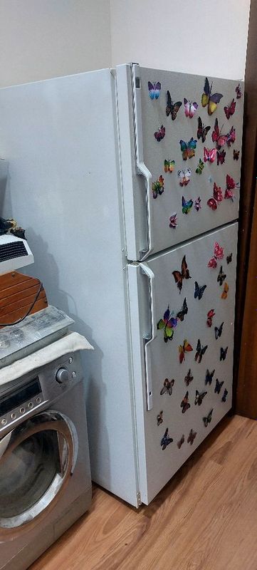 Продам холодильник б/у Дженерал Электрик ,воздушное охлаждение. Продам холодильник б/у Дженерал Электрик ,воздушное охлаждение.