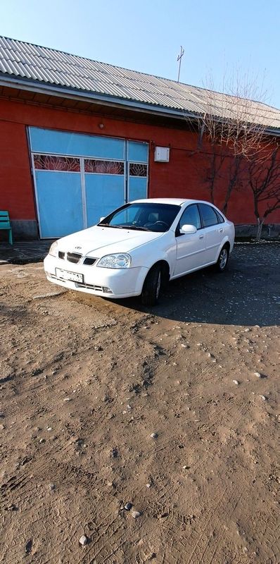 Koreyskiy lacetti optra 1,6 sotiladi!