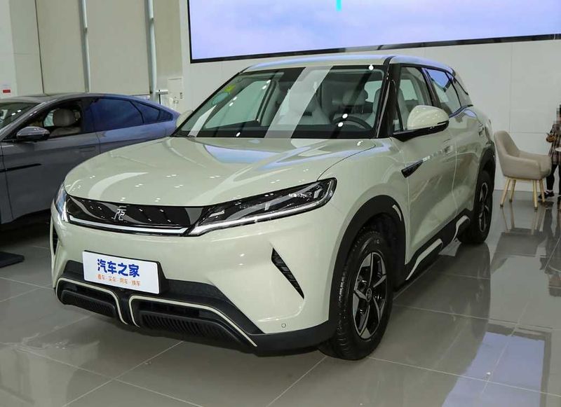 BYD Yuan Up 401km FLAGSHIP