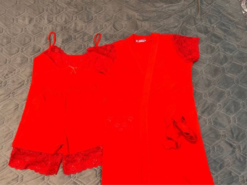 pijama ayollarniki yengi