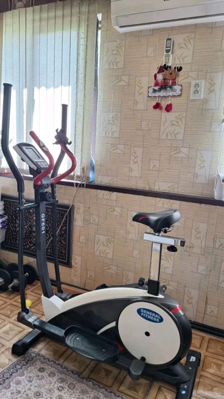 Эллиптический тренажёр General Fitness GF601 Эллиптический тренажёр General Fitness GF601