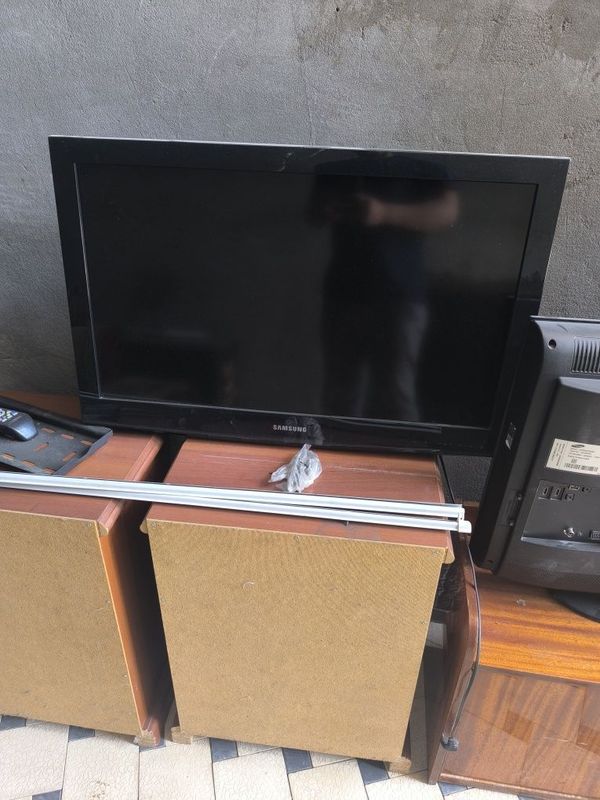 Samsung tv 32tali sotiladi Samsung tv 32tali sotiladi