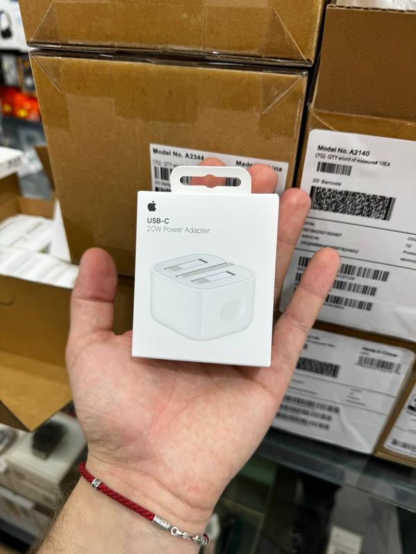 Apple power adapter 20w Apple power adapter 20w