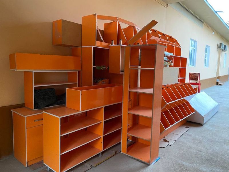 Dukon uchun prlafka sotiladi Dukon uchun prlafka sotiladi