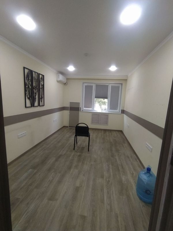 Чиланзар ор тцПарус Офис 20м²2этаж в доль дороги юр адрес парковка Чиланзар ор тцПарус Офис 20м²2этаж в доль дороги юр адрес парковка