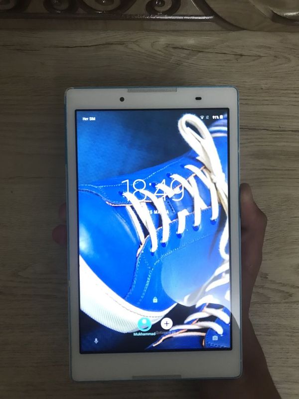 Планшет LENOVO TAB 3