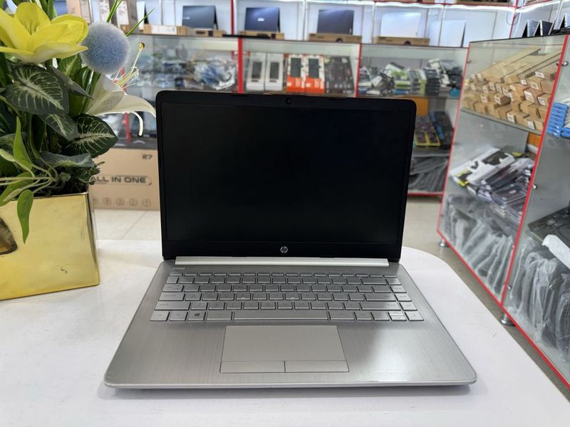 hp ofis ishlari uchun zor holatdagi 8/256 ssdlik qotmasdan ishlaydigan