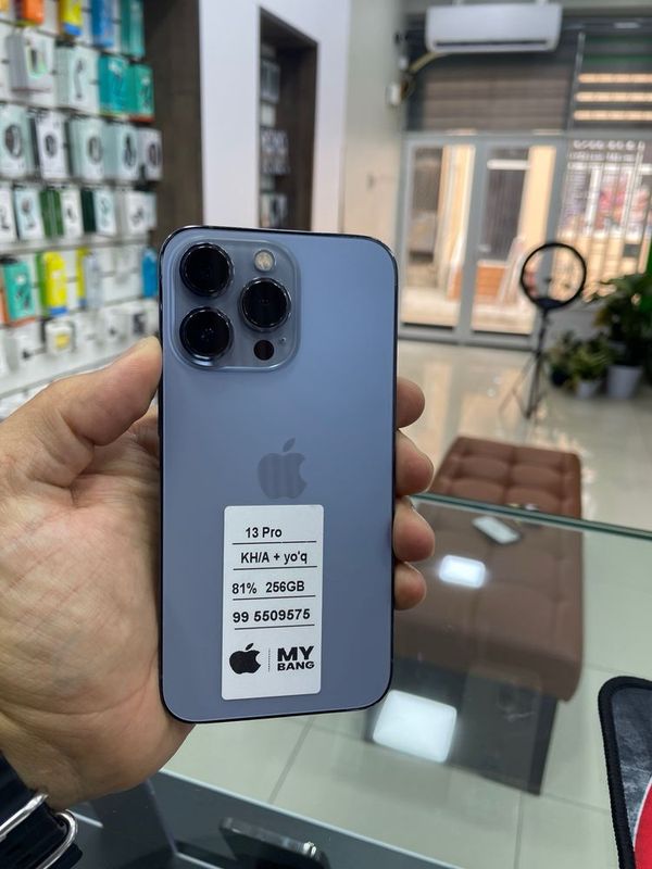 Iphone 13 pro blue