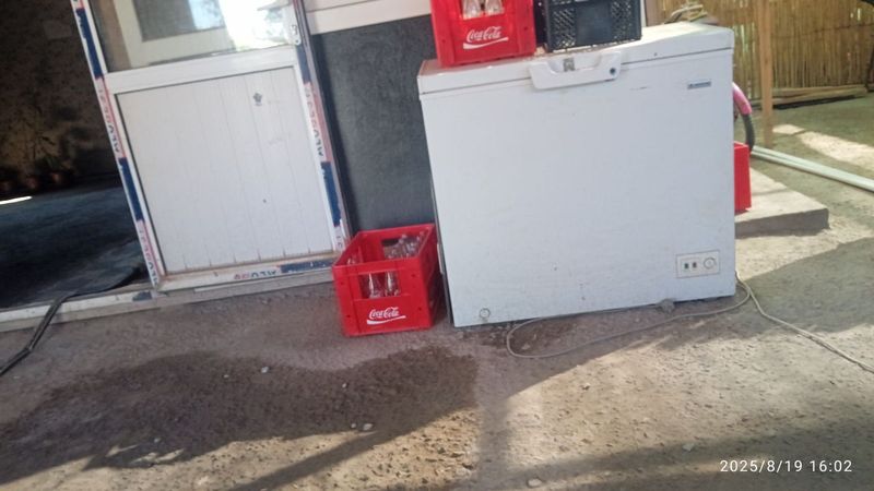 Muzlatgich Yangi holatda Muzlatgich Yangi holatda