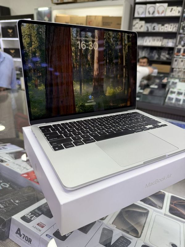 Macbook Air 13 M2