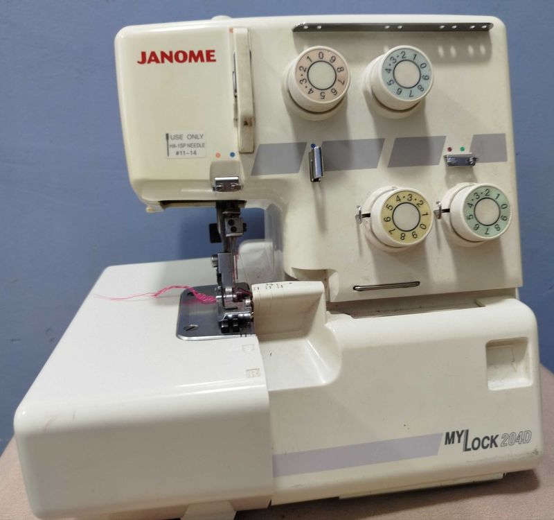 Оверлок janome 4х нитка