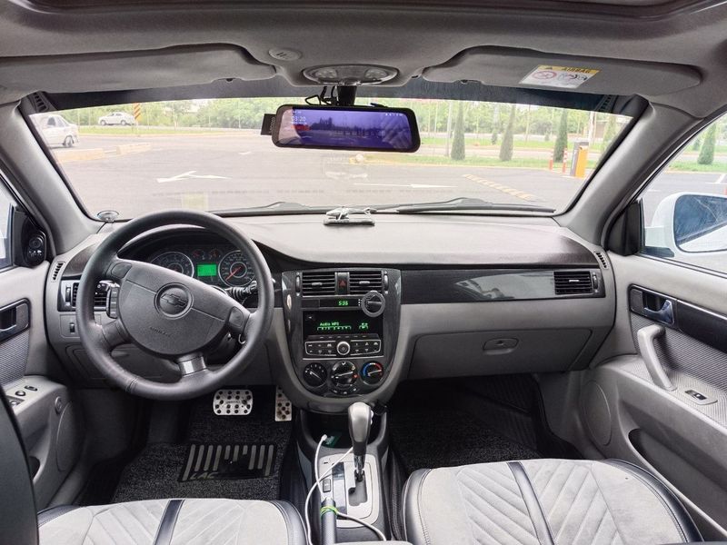 Жентра 3 поз автомат сотилади Жентра 3 поз автомат сотилади