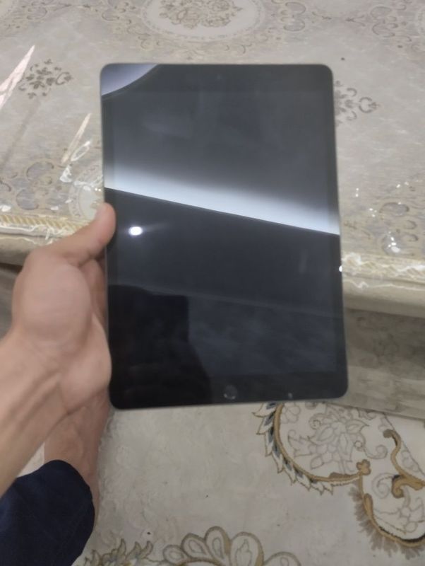Ipad 9 th sotiladi Ipad 9 th sotiladi