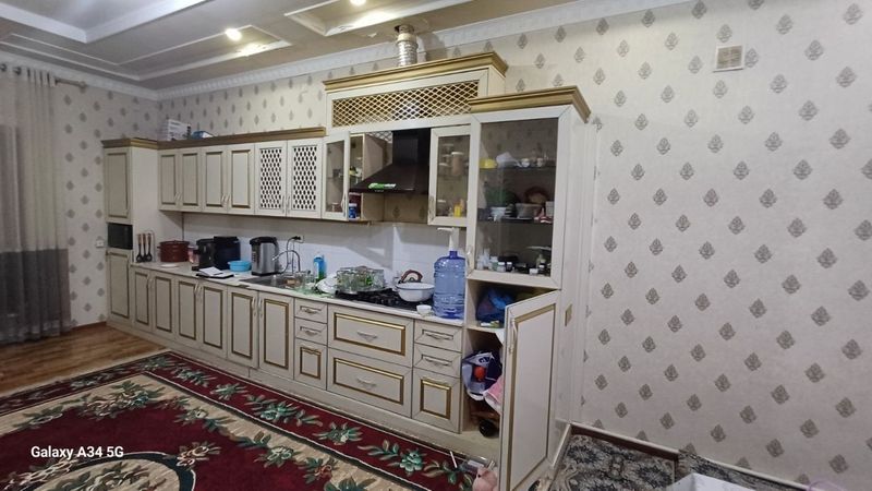 Кухня сотилади холати яхши Кухня сотилади холати яхши