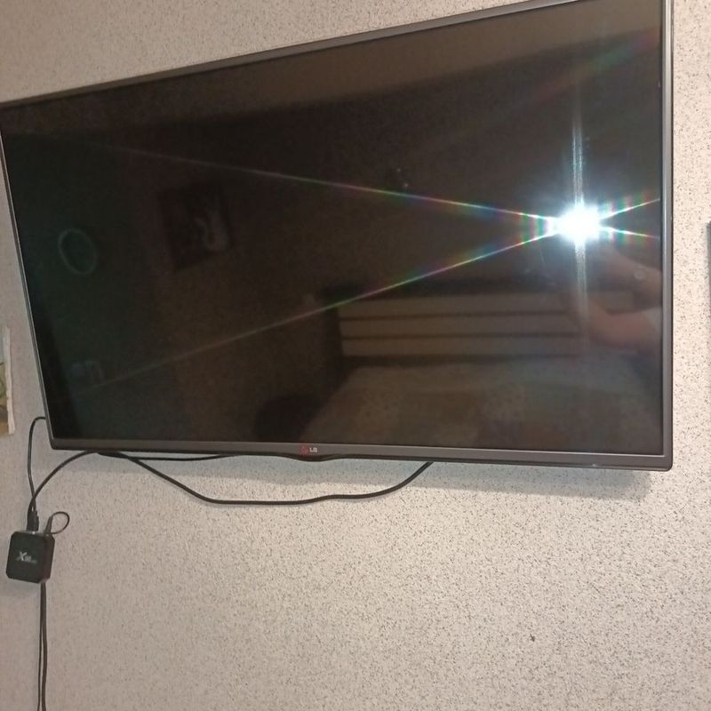 Телевизор LG большой Телевизор LG большой