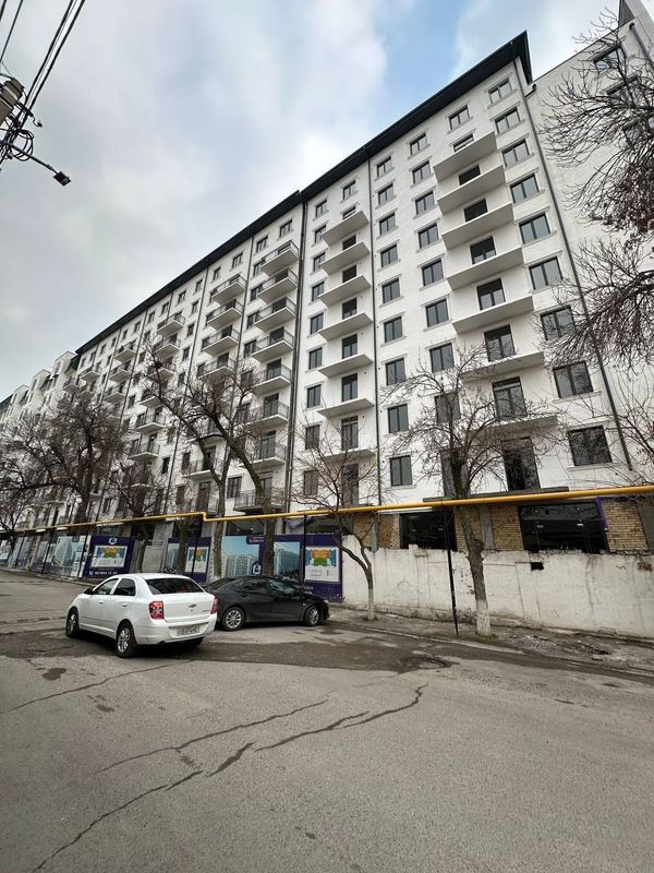 Продаётся 4-комнатная квартира в Яккасарайском Продаётся 4-комнатная квартира в Яккасарайском