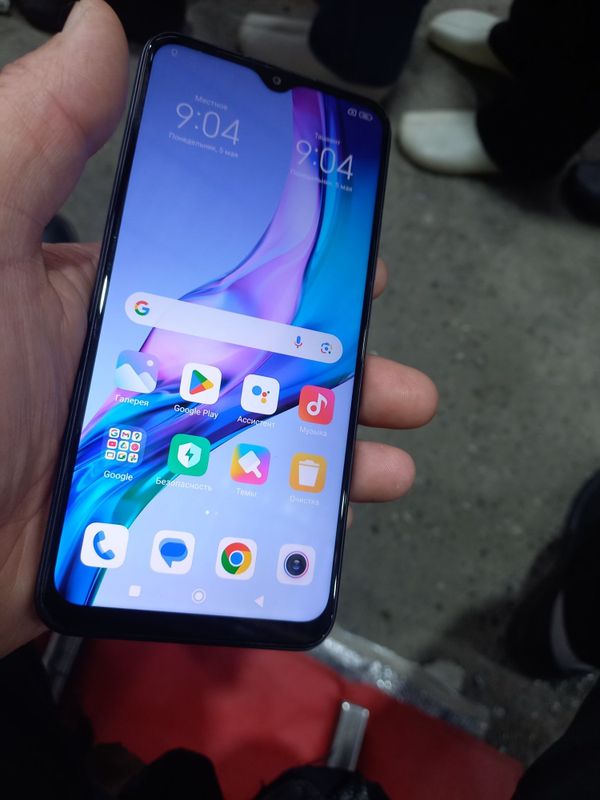 Redmi 9 holati tiniq ideal 32GB hotirasi 2 sim kartasi imeyka bo'gan. Redmi 9 holati tiniq ideal 32GB hotirasi 2 sim kartasi imeyka bo'gan.